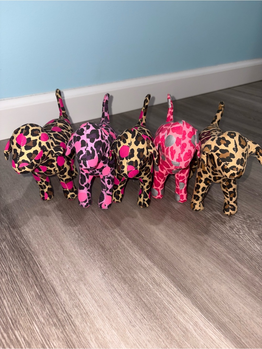 PINK DOGS - Picture 2 of 2